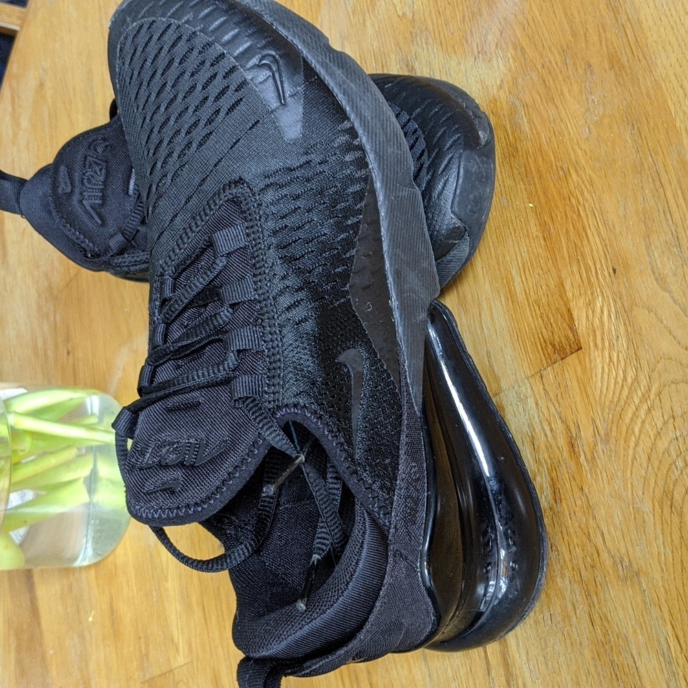 Nike Air Max 270 Triple Black